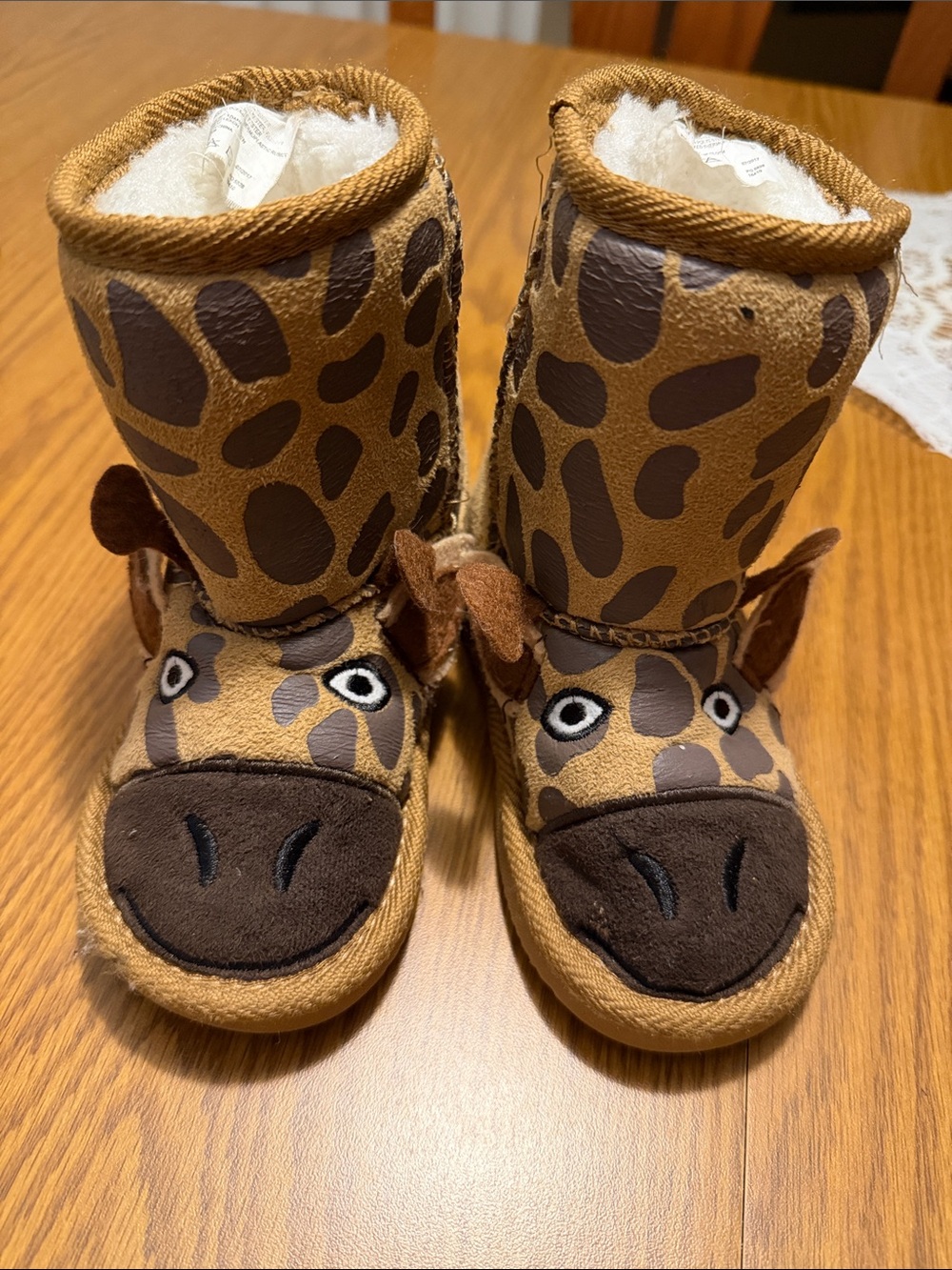 Muk Luks Zoo Babies Gabby Giraffe Plush Slipper Boots size 8